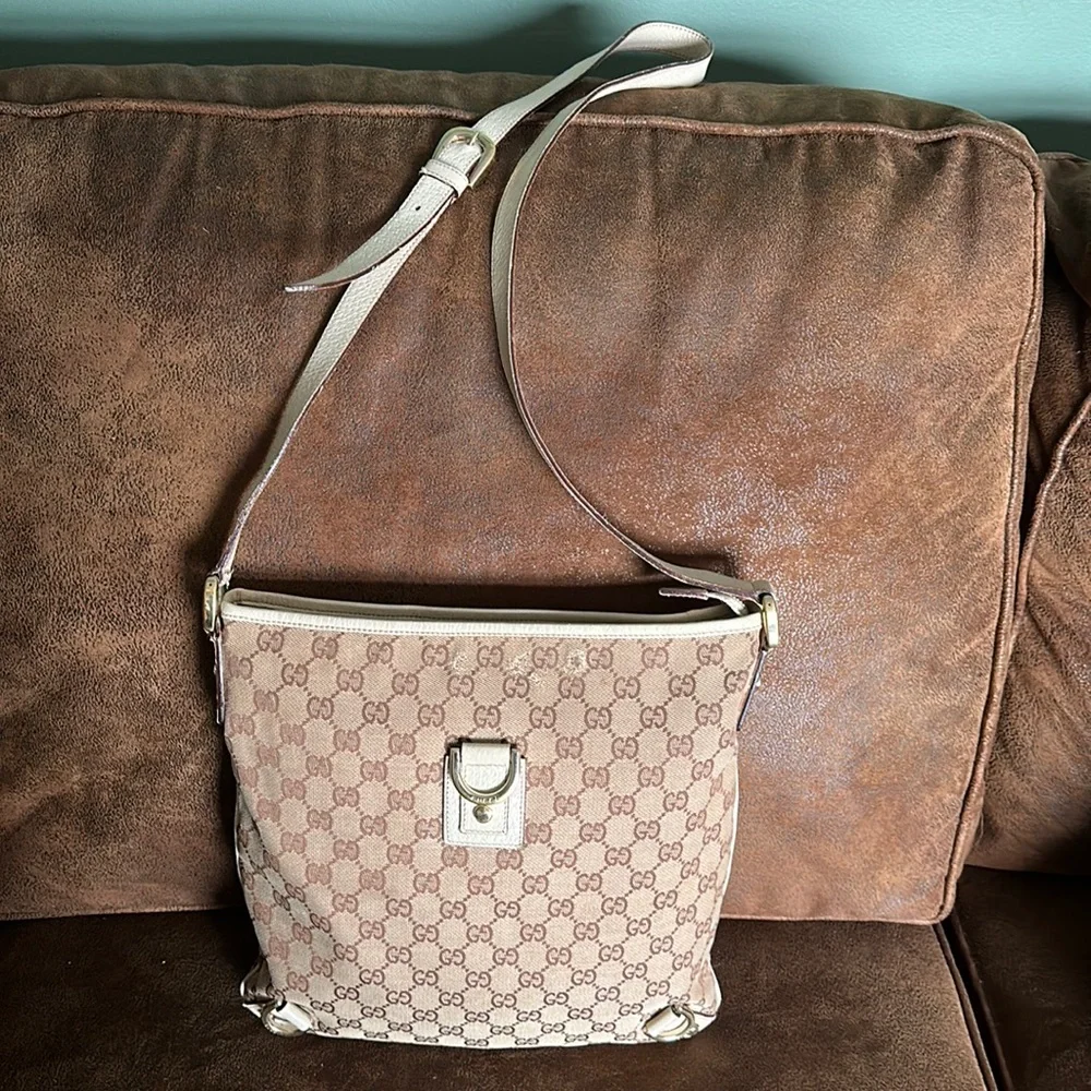 Authentic GUCCI Abbey Guccissima Canvas GG Shoulder Tote Bag - Picture 2 of 16